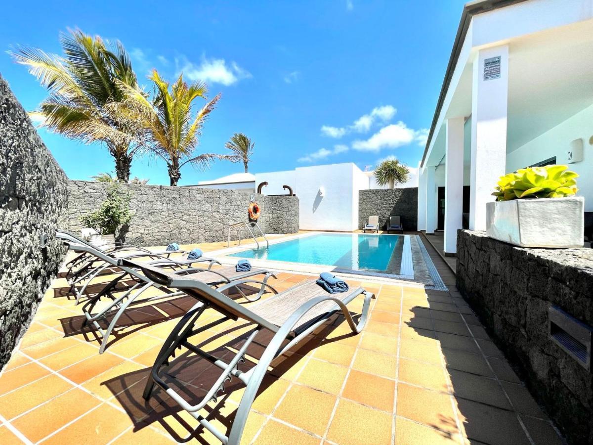 Villas Mamma Mia Pool Heat Private & Jacuzzi Playa Blanca  Esterno foto