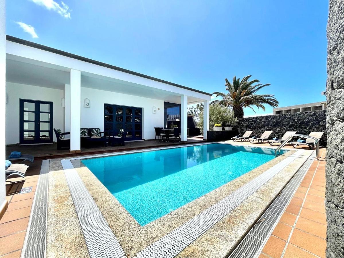 Villas Mamma Mia Pool Heat Private & Jacuzzi Playa Blanca  Esterno foto