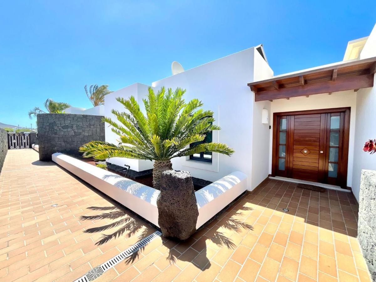 Villas Mamma Mia Pool Heat Private & Jacuzzi Playa Blanca  Esterno foto