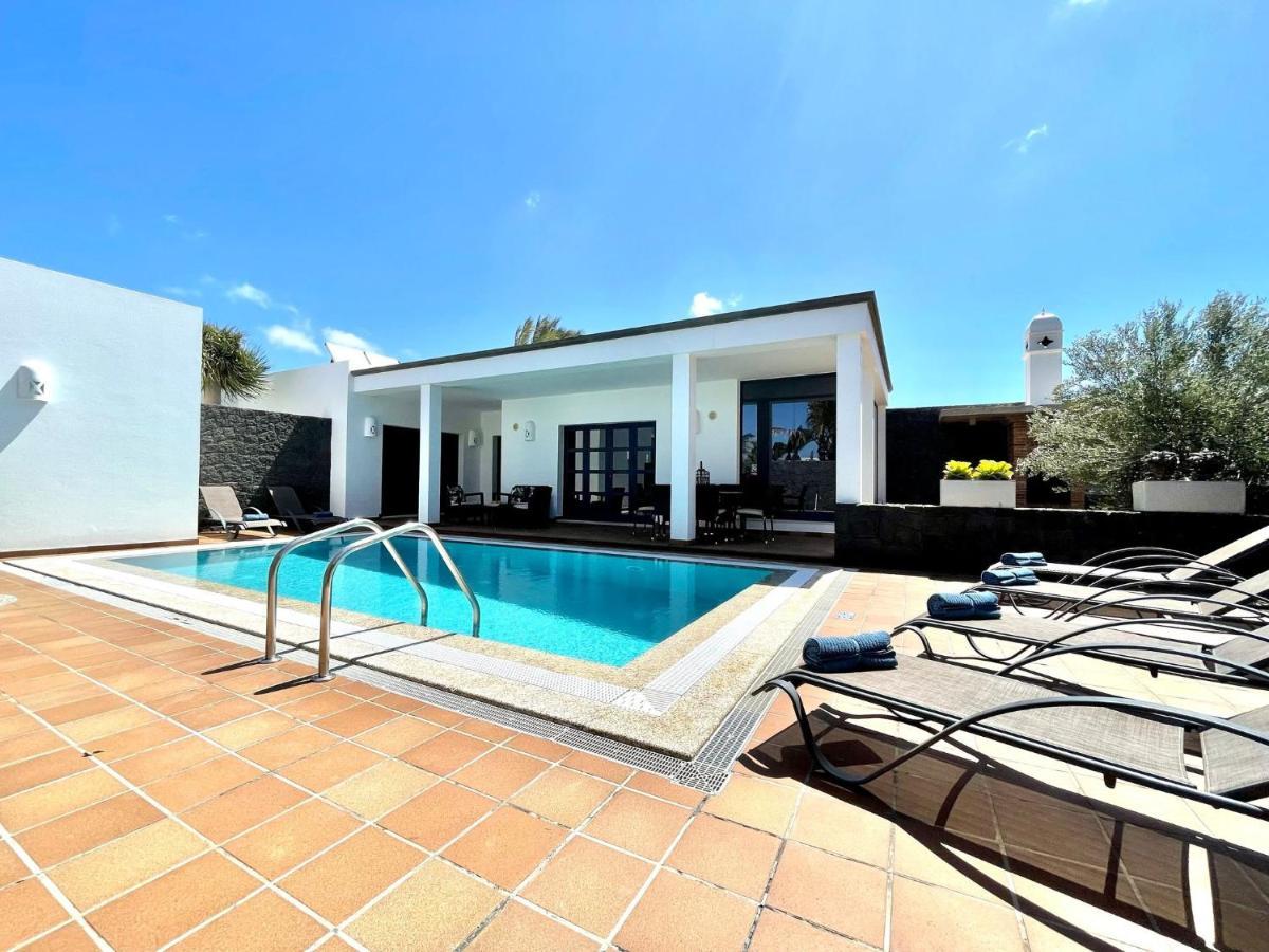 Villas Mamma Mia Pool Heat Private & Jacuzzi Playa Blanca  Esterno foto