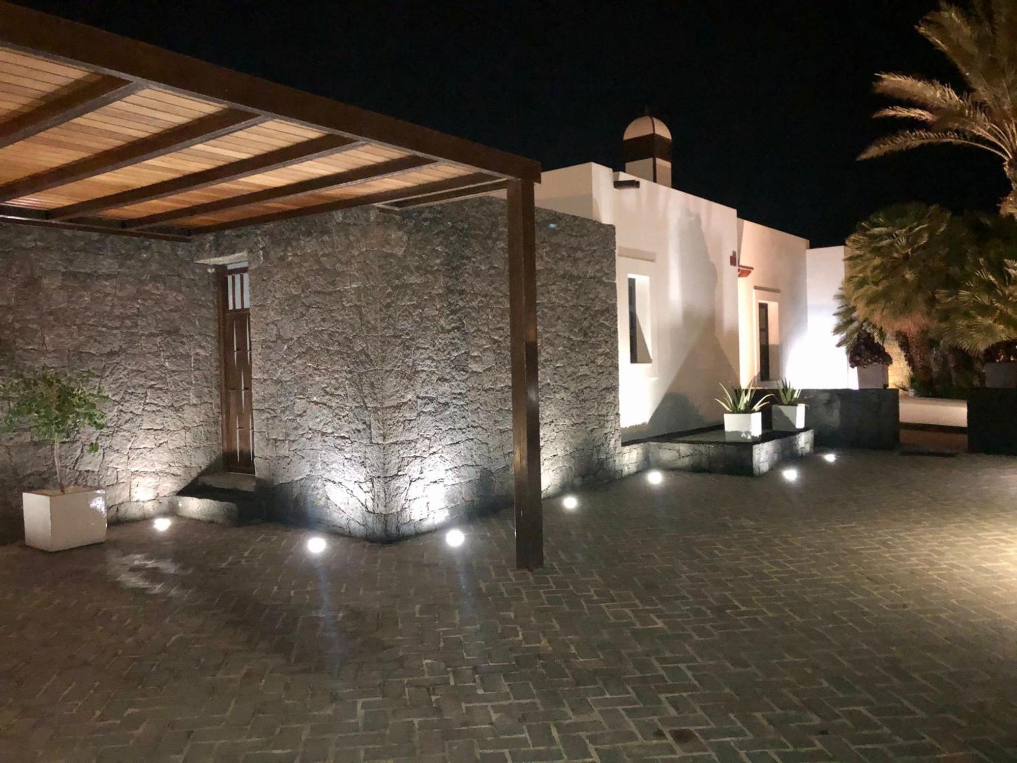 Villas Mamma Mia Pool Heat Private & Jacuzzi Playa Blanca  Esterno foto