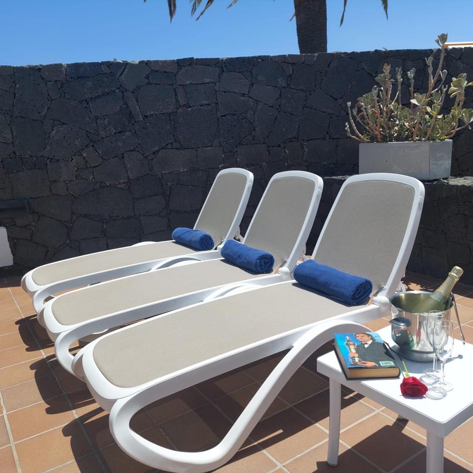 Villas Mamma Mia Pool Heat Private & Jacuzzi Playa Blanca  Esterno foto